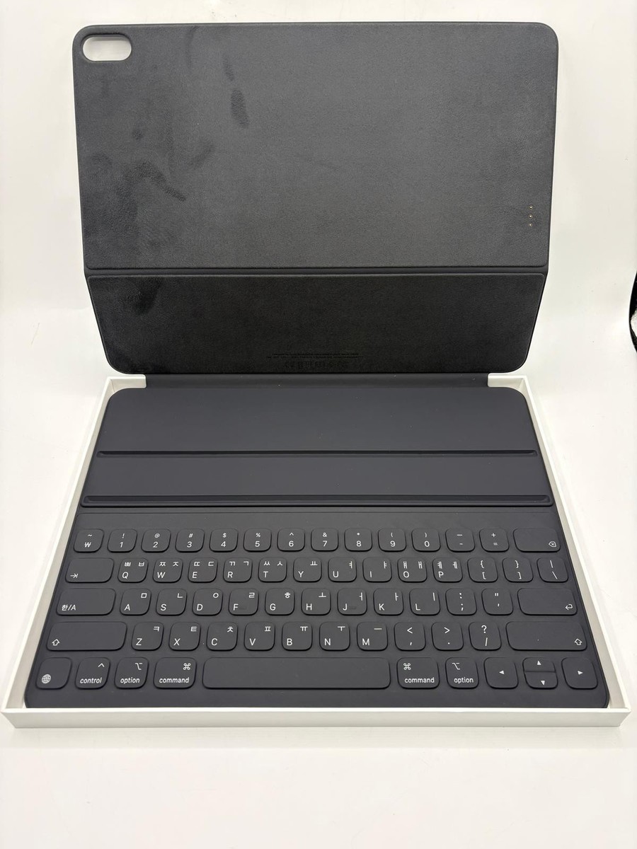 Apple Smart Keyboard Folio for 12.9-inch iPad Pro 4th Gen