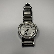 Swarovski Damenuhr – Piazza | Swiss Made | Kristall-Lünette