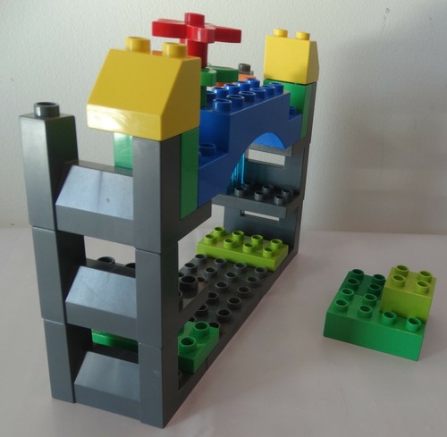 LEGO DUPLO 10880 Jurassic World T Rex Dinosaur Tower 100% + extra 23 bricks - Picture 5 of 5