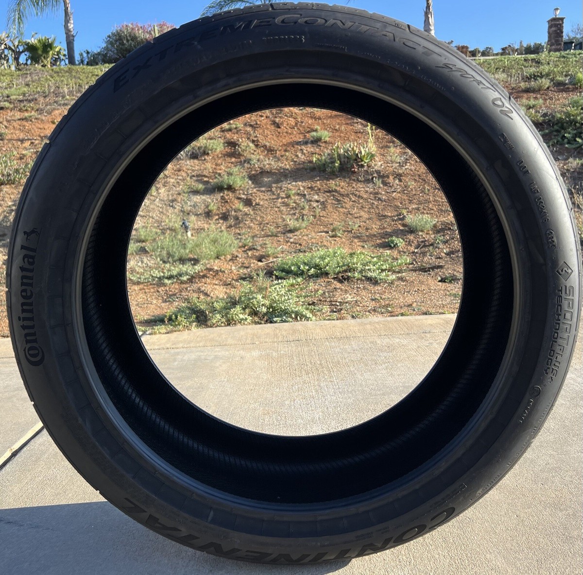 Set of TWO BRAND NEW 225/40ZR19 93Y Continental ExtremeContact
