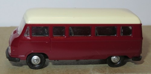 Mercedes-Benz O 407 Verkehrsbetriebe Kreis Plön, 1:87 im Maßstab 1:87 von Rietze | - MiniaturModellMarkt