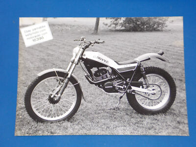 CAGIVA TR 7 TRIAL ORIGINAL DEALER PHOTO VINTAGE BROCHURE ITALY 7 In. x 9 1/2 In.