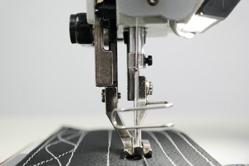 Máquina de coser industrial Tysew TY-1300DDe-1 pie para caminar - Imagen 13 de 13