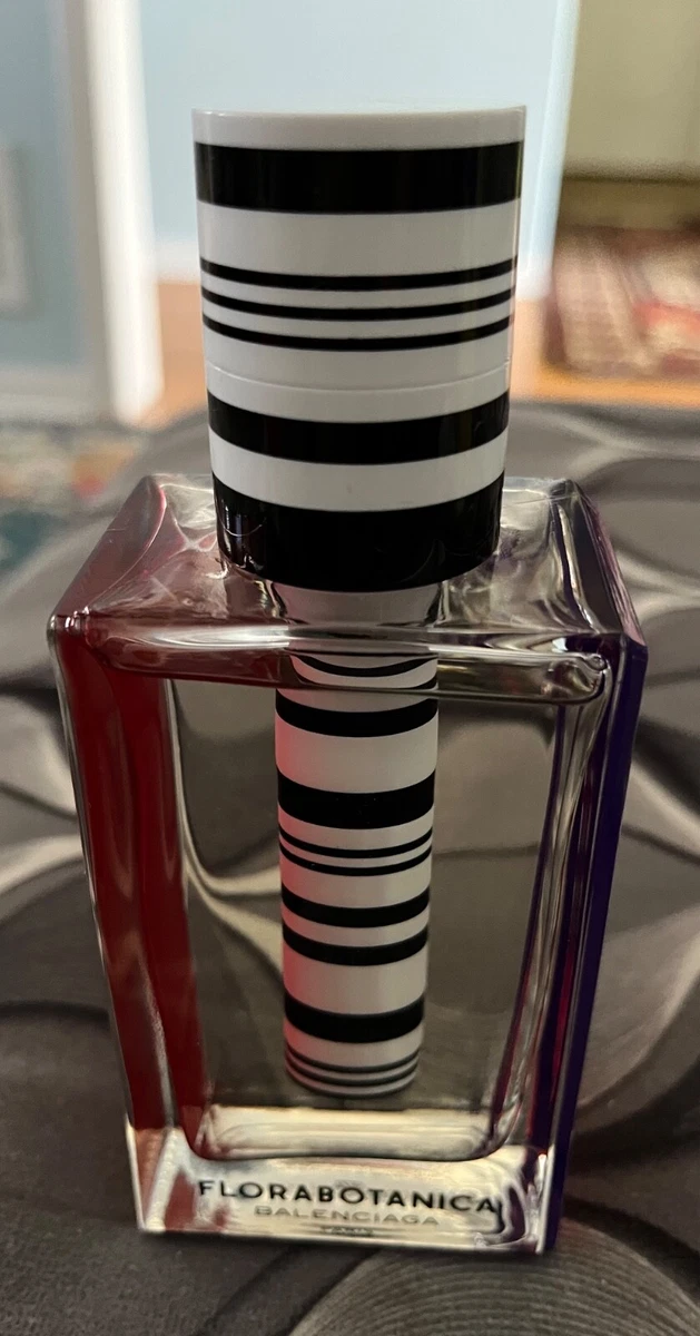 BALENCIAGA 香水　本日限定価格 BALENCIAGA 香水 本日限定価格 ギャラリー：バレンシアガの新作