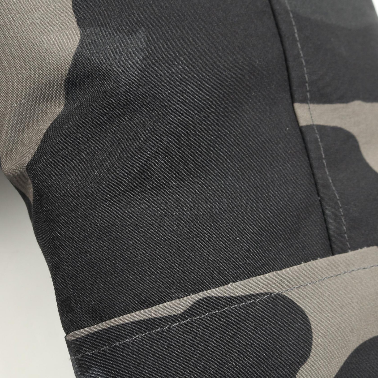 Canada Goose CANADA GOOSE CHATEAU Hoodie BLACK LABEL Chateau Hoodie Down Jacket  thumbnail 8