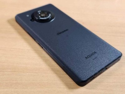 SHARP AQUOS R7 Smartphone SH-52C 256GB Black DOCOMO Tasted From Japan Used