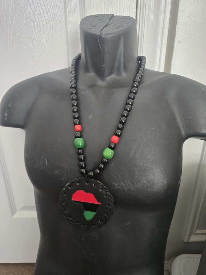 Cuero medallón africano Foto 3 de 3