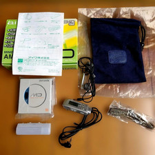AIWA AM-HX50 MiniDisc Player MD Portable Excellent Condition w/ Accessories