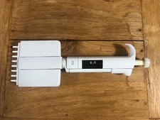 ThermoScientific Labsystems 8-Channel Pipette Finnpipette 0.5-10 uL 4510 +WRNTY!