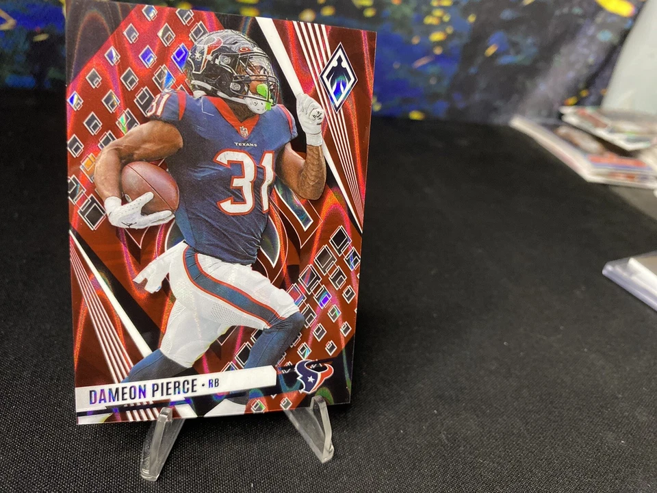 2023 Panini Phoenix Red Seismic Dameon Pierce 025/199 Houston Texans #51 - Image 2 of 4