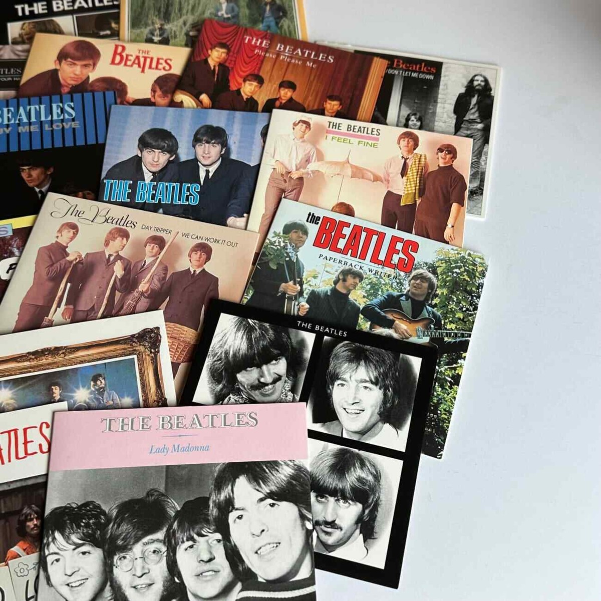【美品】ビートルズ　CD Singles Collection　22枚セット The Beatles CD Singles Collection 22-CD 1992 Box Set C2 0777