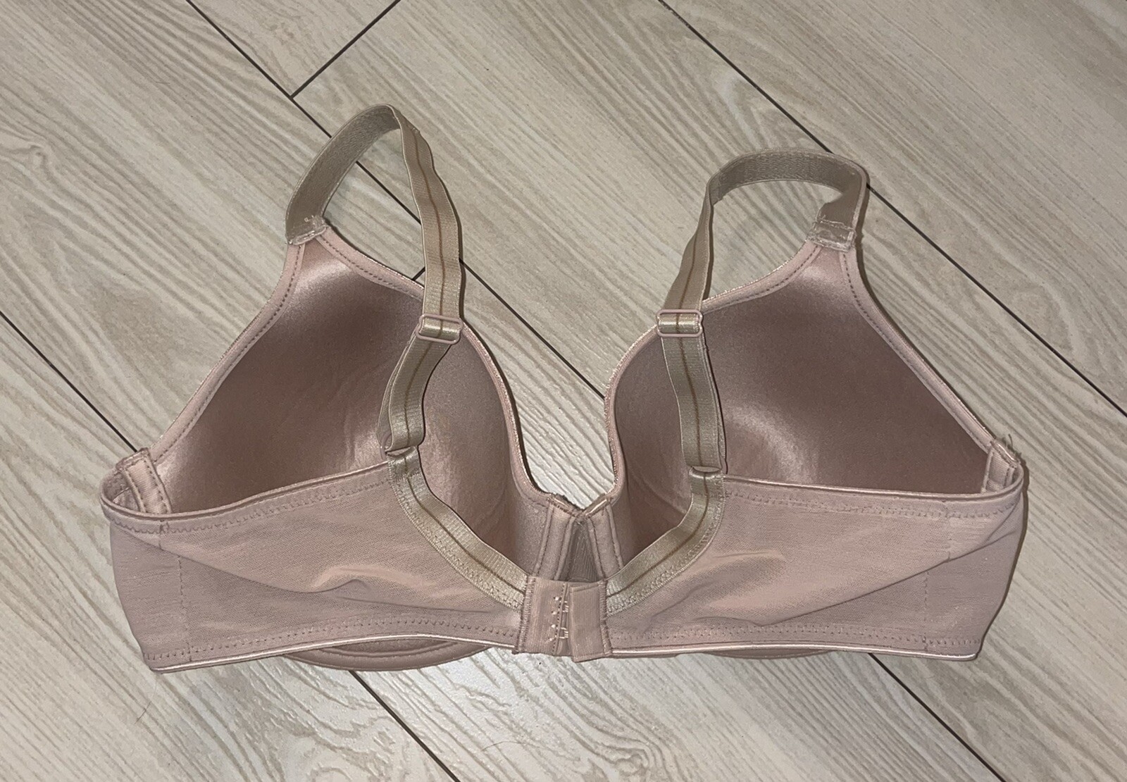 Chantelle 3816 Essential Full Coverage Seamless T Shi… Gem