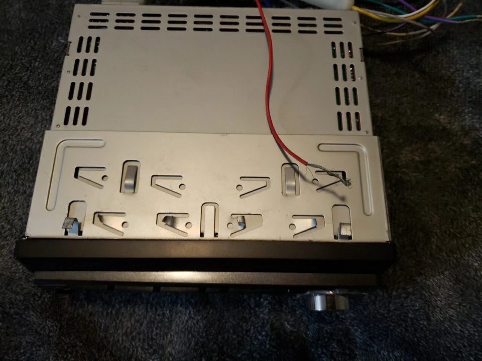 Dual XDM260 Audio Radio AM FM AUX USB MP3 CD Player Stereo Head Unit Receiver - Image 3 of 4