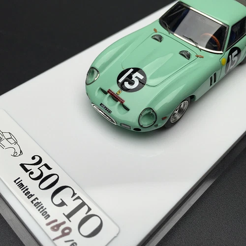 JEC 1:64 Scale Ferrari 250 GTO 15# Resin Car Model Toy W Figure Limited 699pcs - Picture 4 of 11