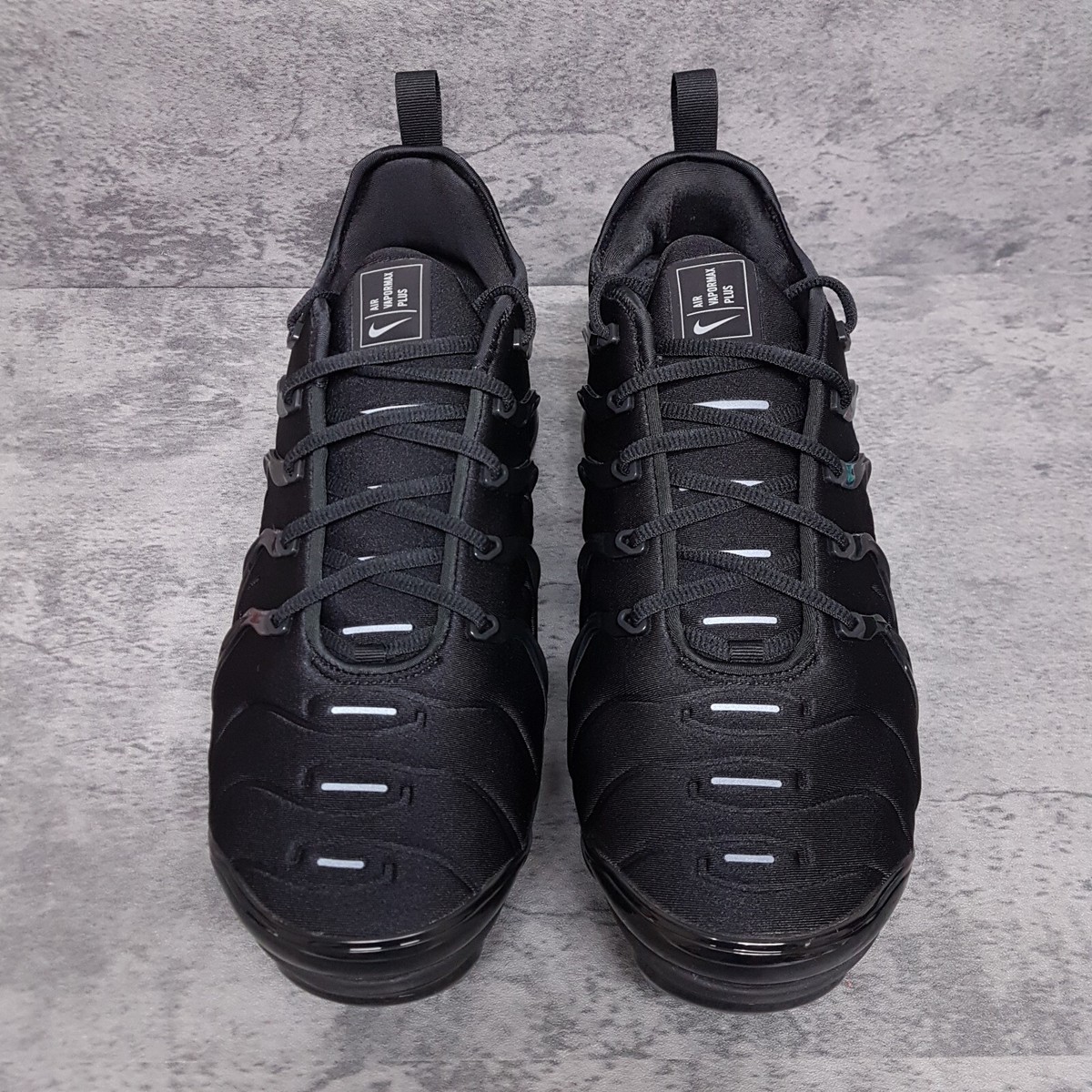 NIKE Air‎ VaporMax Plus Low Basketball Shoes Mens Size 12.5 Triple Black Nike Men main image 2