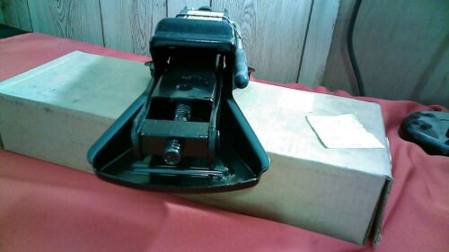 1984-1996 (C4) Corvette Jack w/ Handle Assembly GM Part #14105103 - Picture 2 of 7