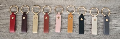 PERSONALIZED LEATHER KEYCHAIN.....WRITE YOUR NAME....PERFECT FOR GIFTS.......ENG