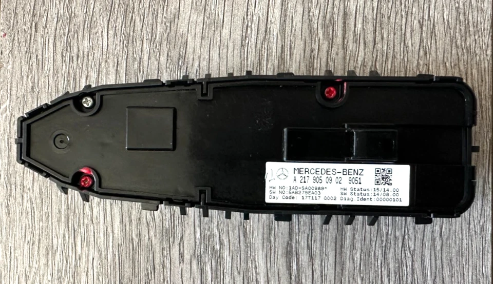 2015-2021 MERCEDES S550 S560 S63 LEFT FRONT WINDOW SWITCH 2179050902 GENUINE OEM - Image 2 of 3