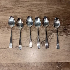 6 VINTAGE INTERNATIONAL SILVER SILVERPLATE Demitasse TEASPOONS
