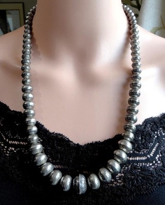 VTG. NAVAJO 24'' HANDMADE GRADUATED STAMPED STERLING SILVER BEAD NECKLACE SIGNED