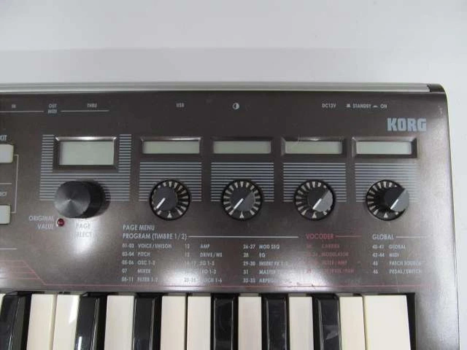 Korg R3 Keyboard Synthesizer Vocoder Tested Working with Adapter Japan - Image 4 of 4