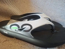 Oofos Sandal Unisex Size M9- W11 OOriginal Sport Lightweight Recovery White 