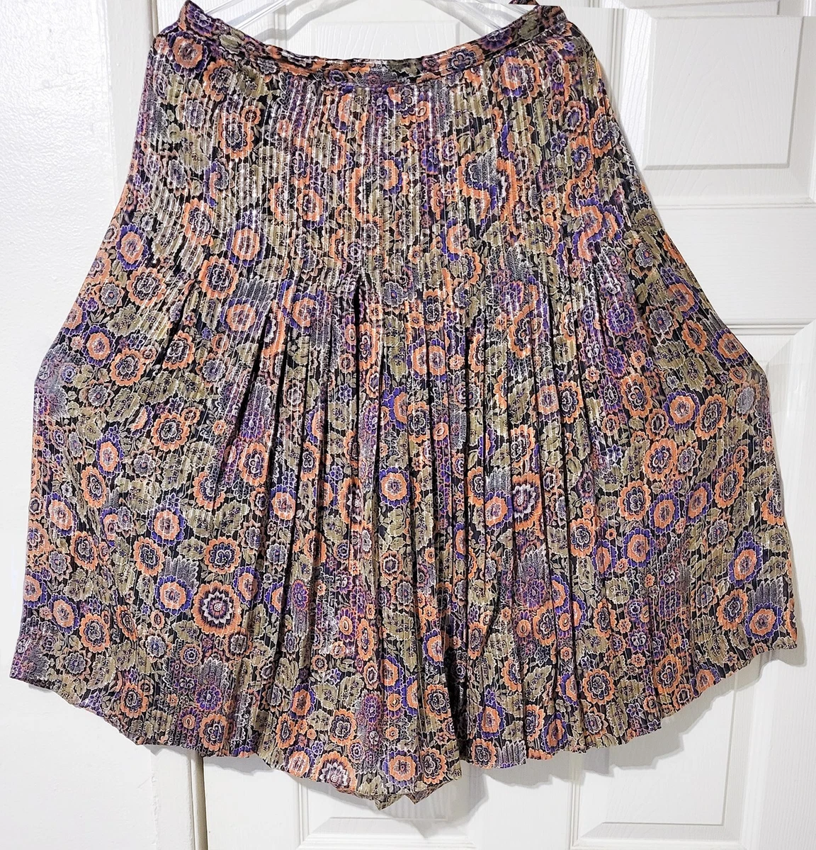 Mid length top satin skirts 80s