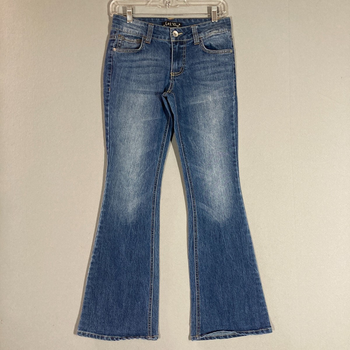 LEI Jeans Juniors Size Blue Sophia Hiphugger Flare Low Rise