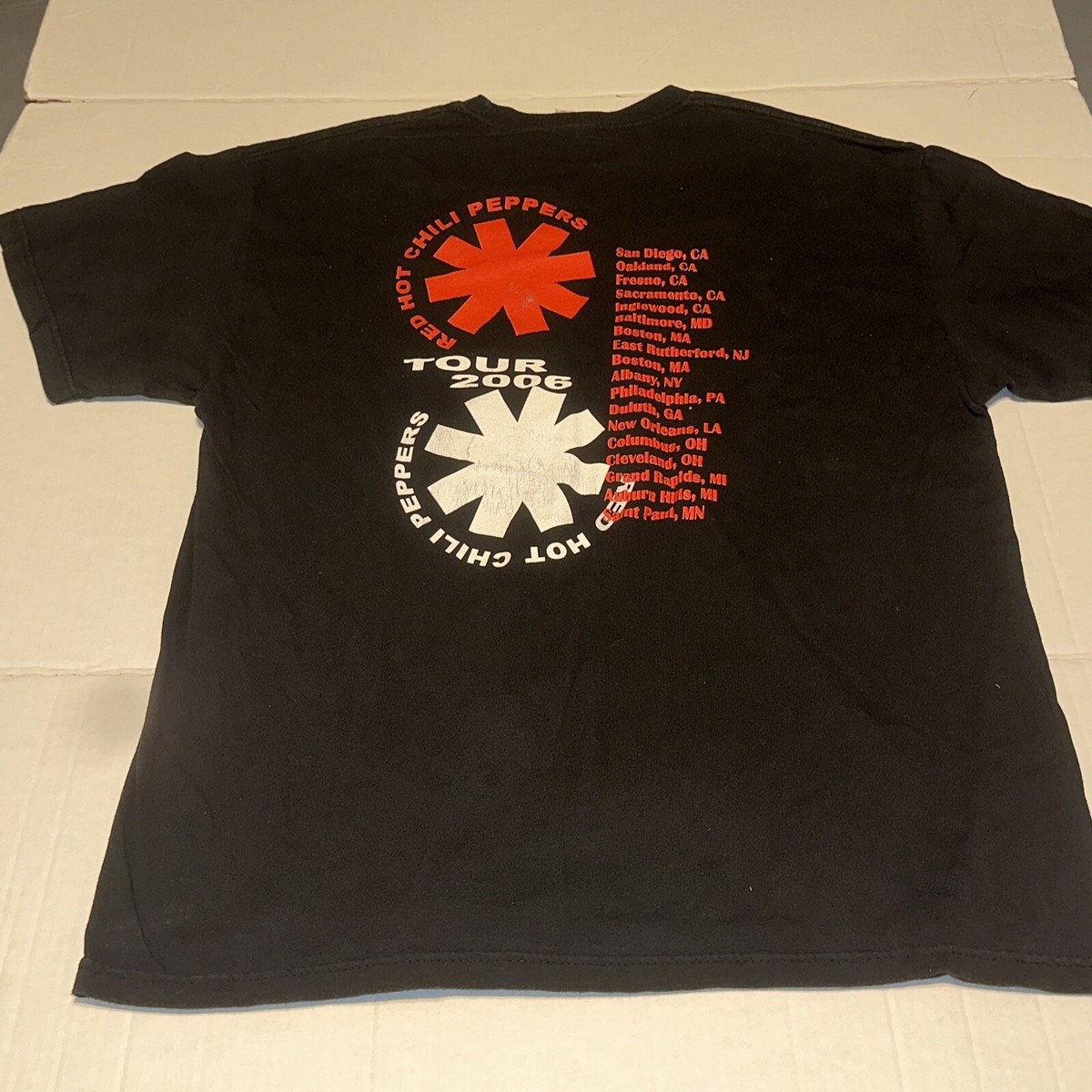 Very Rare Red Hot Chili Peppers 2006 Tour Boot XL Shirt Very Rare Red Hot Chili Peppers 2006 Tour Boot XL Shirt