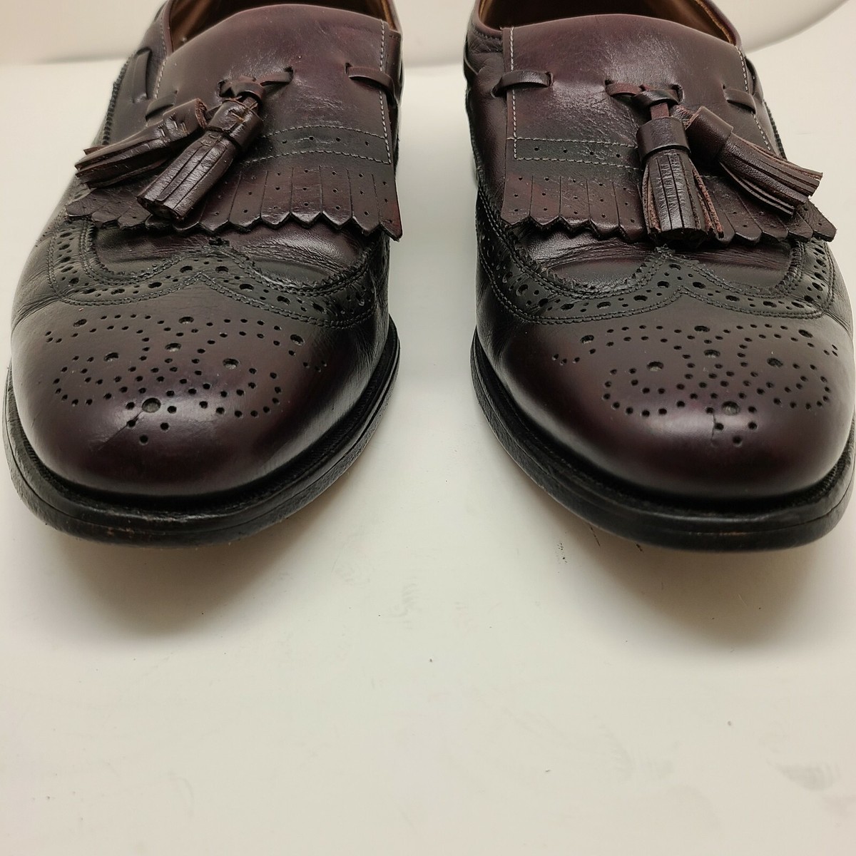 Allen Edmonds Arlington Burgundy Wingtip Kiltie Tassel Loafers Size 9.5 (C) NICE ALLEN EDMONDS ARLINGTON BURGUNDY KILTIE MEN main image 2