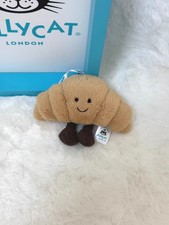 Amuseables Croissant Bag Charm Jellycat | Jelly Journal