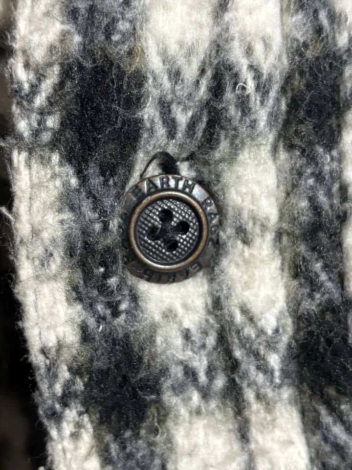 Sudadera con Capucha Vintage Earth Ragz Baja Talla L Blanco y Negro Cuadros Gruesa Cálida México Foto 3 de 4