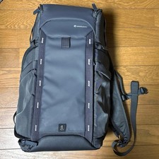 VANGUARD VEOS46 Camera Bag Near Mint Condition Compact Lightweight Japan