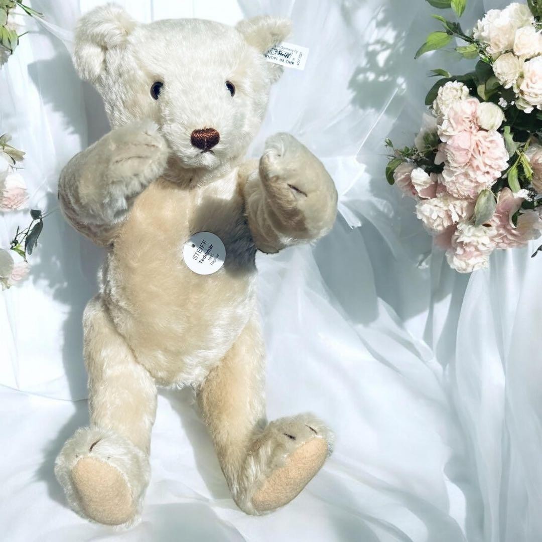 Steiff Teddy Bear 1921 Replica, White, with Certificate, Box, and