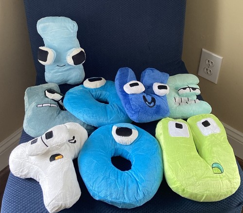 Peluche Alphabet Lore 8 letras bonitos colores “te amo” exhibición decoración almohada - Imagen 2 de 4