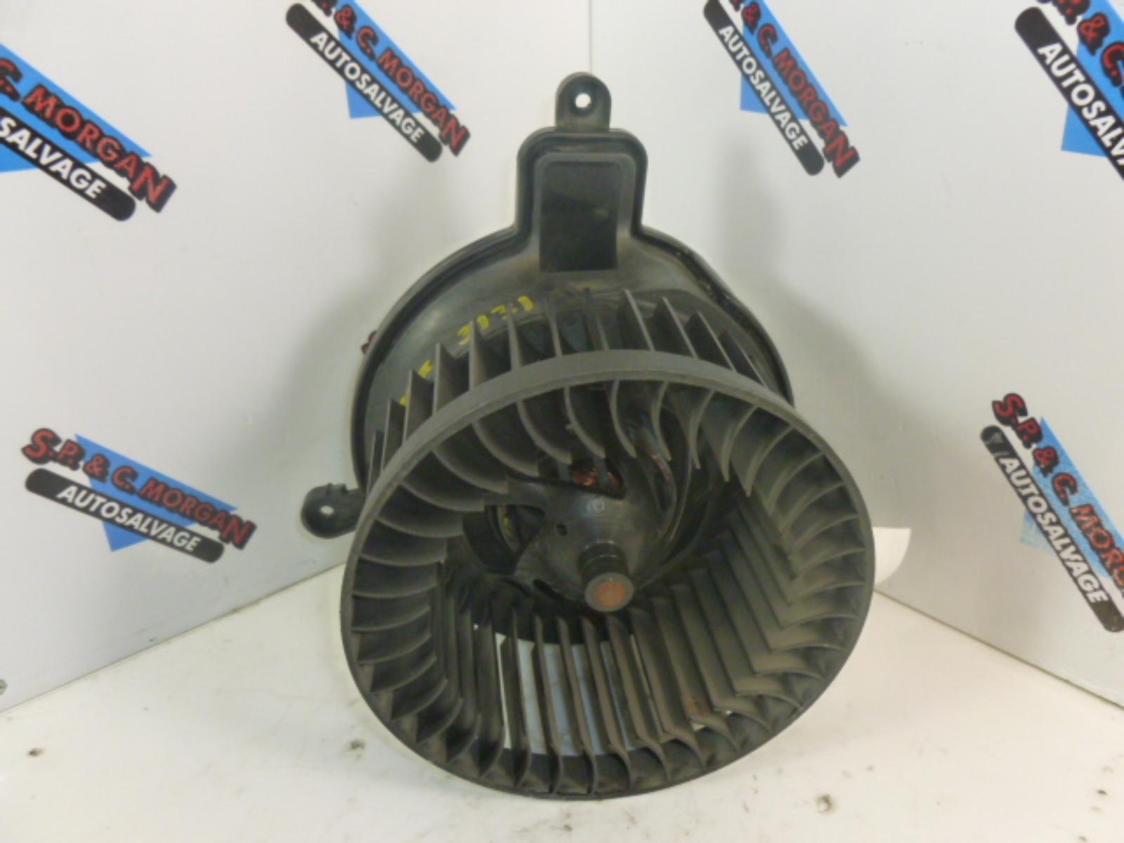 PEUGEOT PARTNER HEATER MATRIX/RADIATOR/COREVALEO 2 PIN PLUG 031118W