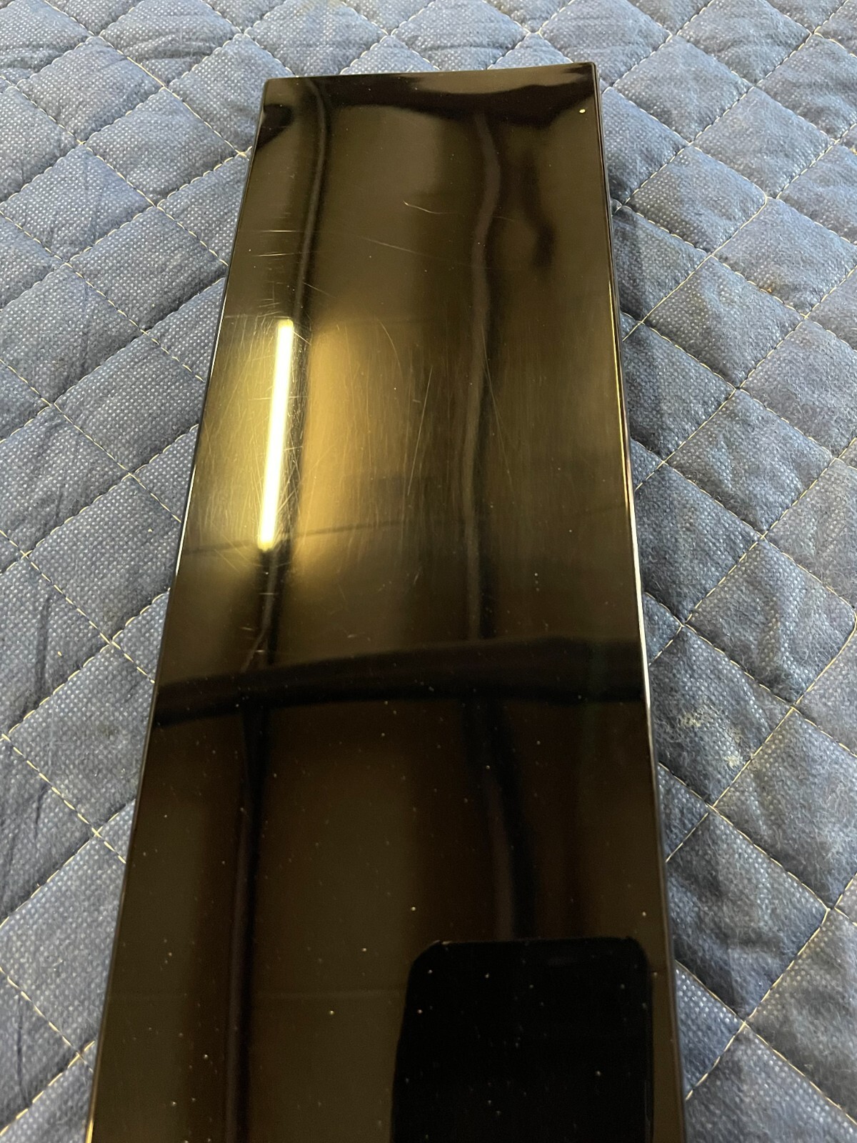 20172019 FORD F250 LIMITED FRONT PASSENGER RIGHT GLOSS BLACK B PILLAR