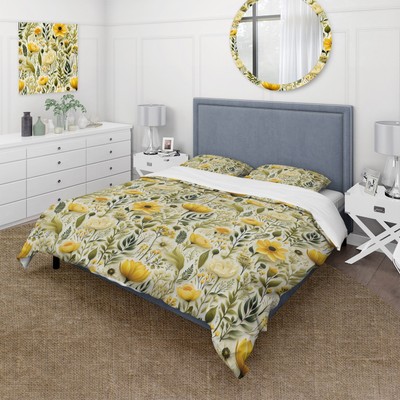 Designart ''Earthy Greens Accents I'' White Floral bedding