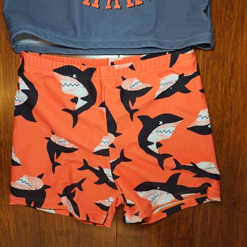 Shein Boys 8 swimsuit set shark 130 long sleeve - Picture 4 of 7