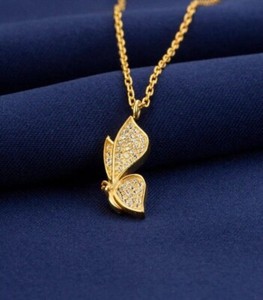 Authentic Round Cut Simulated Diamond Women's Butterfly Pendant In 14k Yellow Gold Plated