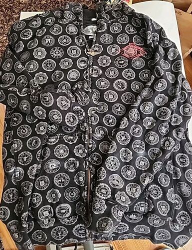 Rare BURTON Snowboarding All Over Travel Print Zip Hoodie Sweatshirt Size LARGE