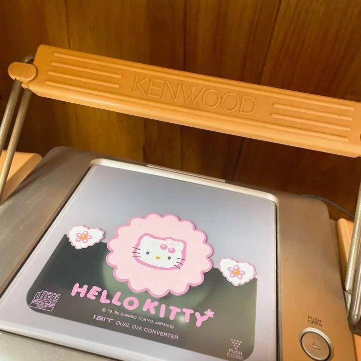 KENWOOD Hello Kitty MDX-E3 CD MD Radio Player Sanrio Pink AC 100V 32W - Image 3 of 4