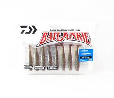 SALE Daiwa Soft Lures Bait Junkie Minnow 2.5 Inch 8 Per Pack Camo UV (2828)