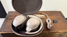 Sony WH-1000XM2 Wireless Noise Canceling Headphones - Champagne Gold