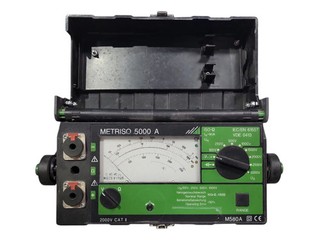 Gossen Metrawatt METRISO 5000A insulation tester 5 kV READ