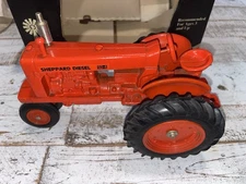 Sheppard Diesel SD-4 1/16 farm tractor replica Spec Cast sand cast Country Class