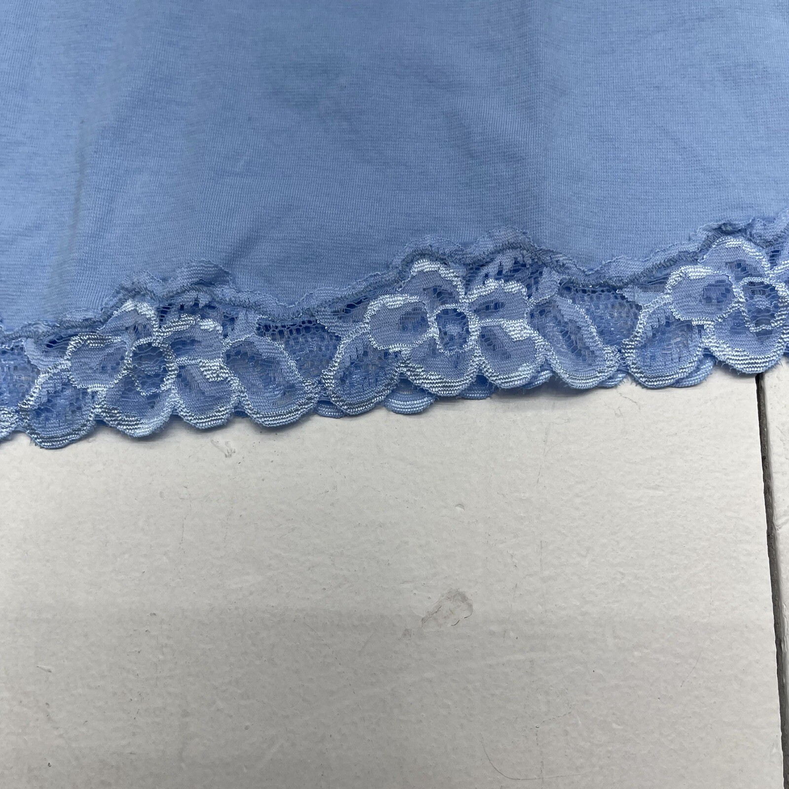 Collections Etc Blue Lace Trimmed Tank Women’s Size Medium New