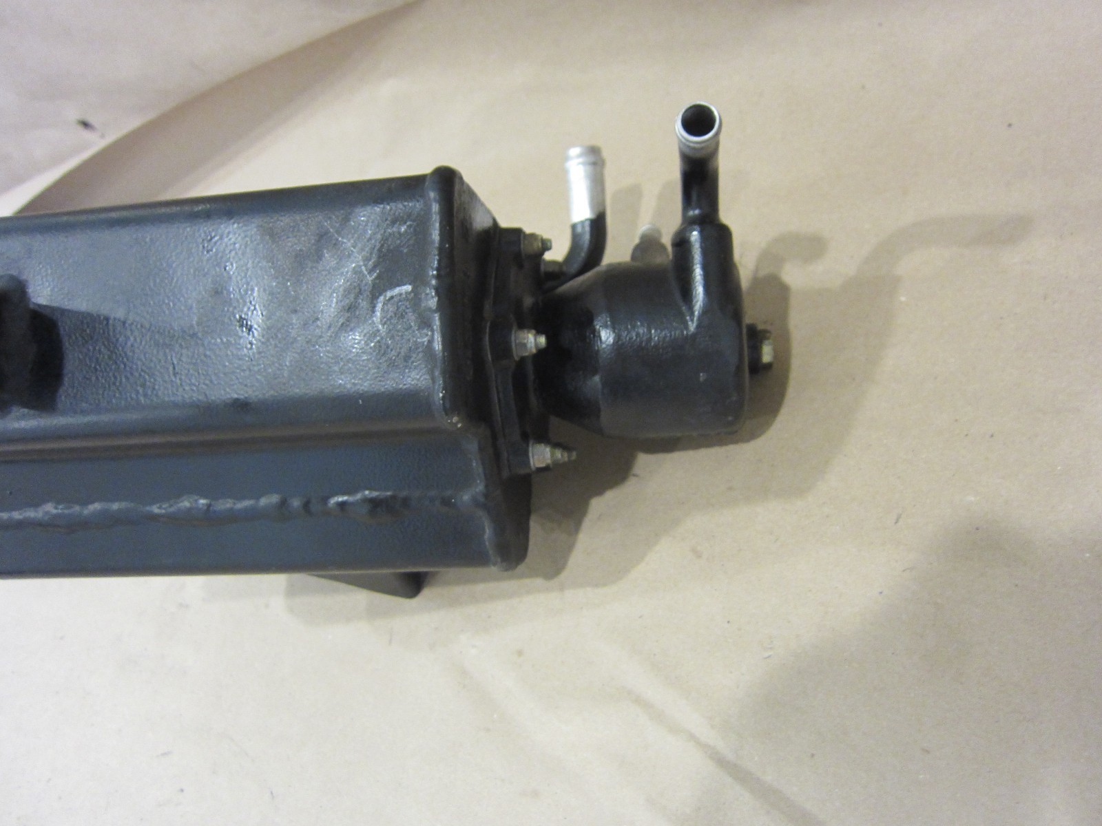 Ferrari 456 - Oil Tank /  Power Steering Reservoir / No Cap # 179185