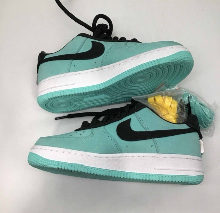 Tiffany &NIKE フォトフレーム SIZE 5 - NEW Tiffany & Co. x Air Force 1 Low 1837 Friends