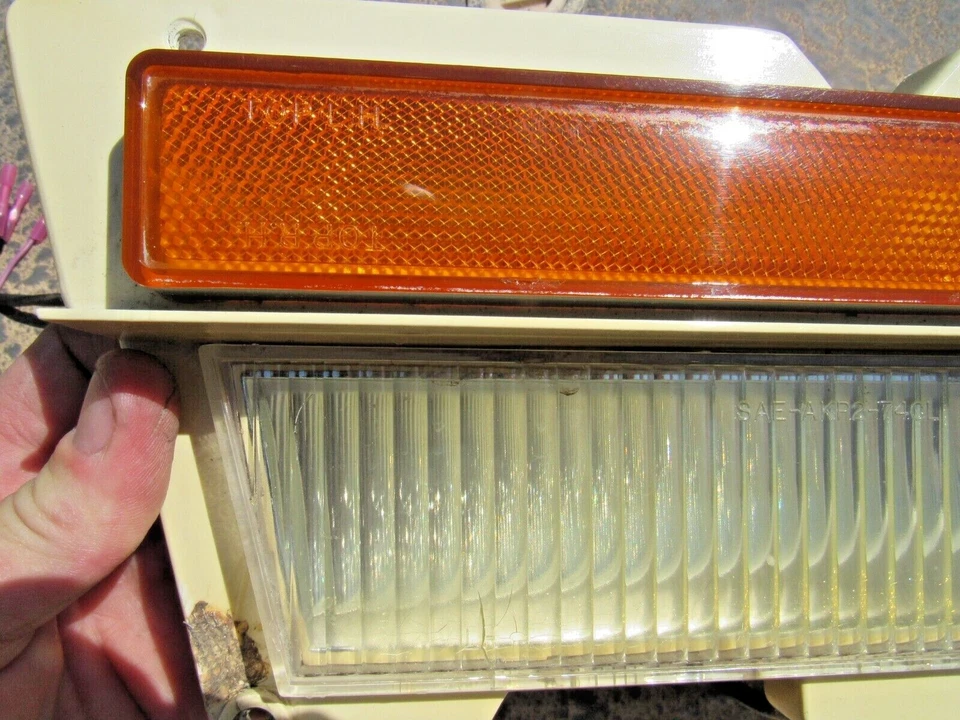 Lincoln Continental 1977-79 marcador de guardabarros conjunto de luces de señal de giro conductores LH Foto 2 de 4